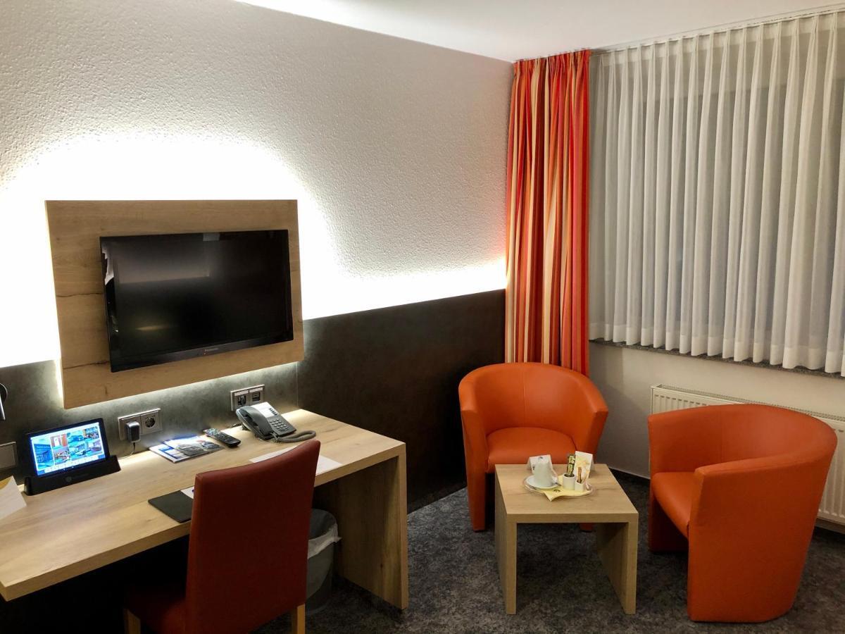 Hotel Merkur Landstuhl Zewnętrze zdjęcie